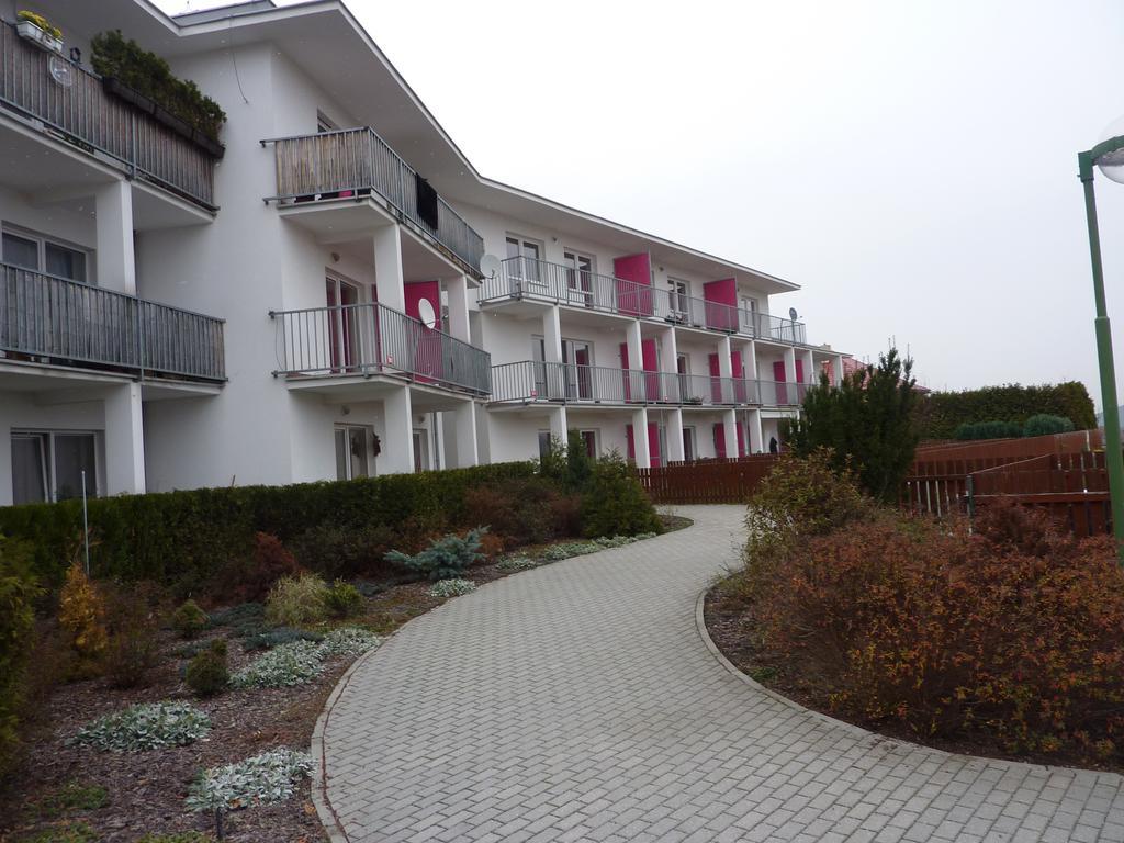 Guest House Beroun Zdice Bagian luar foto
